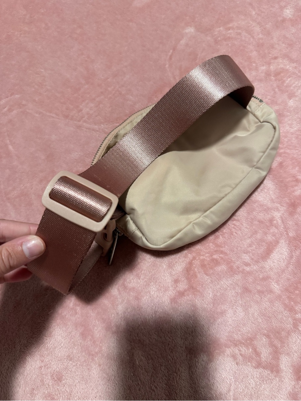 Lululemon bag - Picture 3 of 5